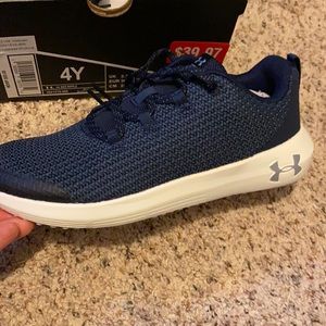 Brand new in box Under Armour BGS Ripple sneakers. Size 4Y